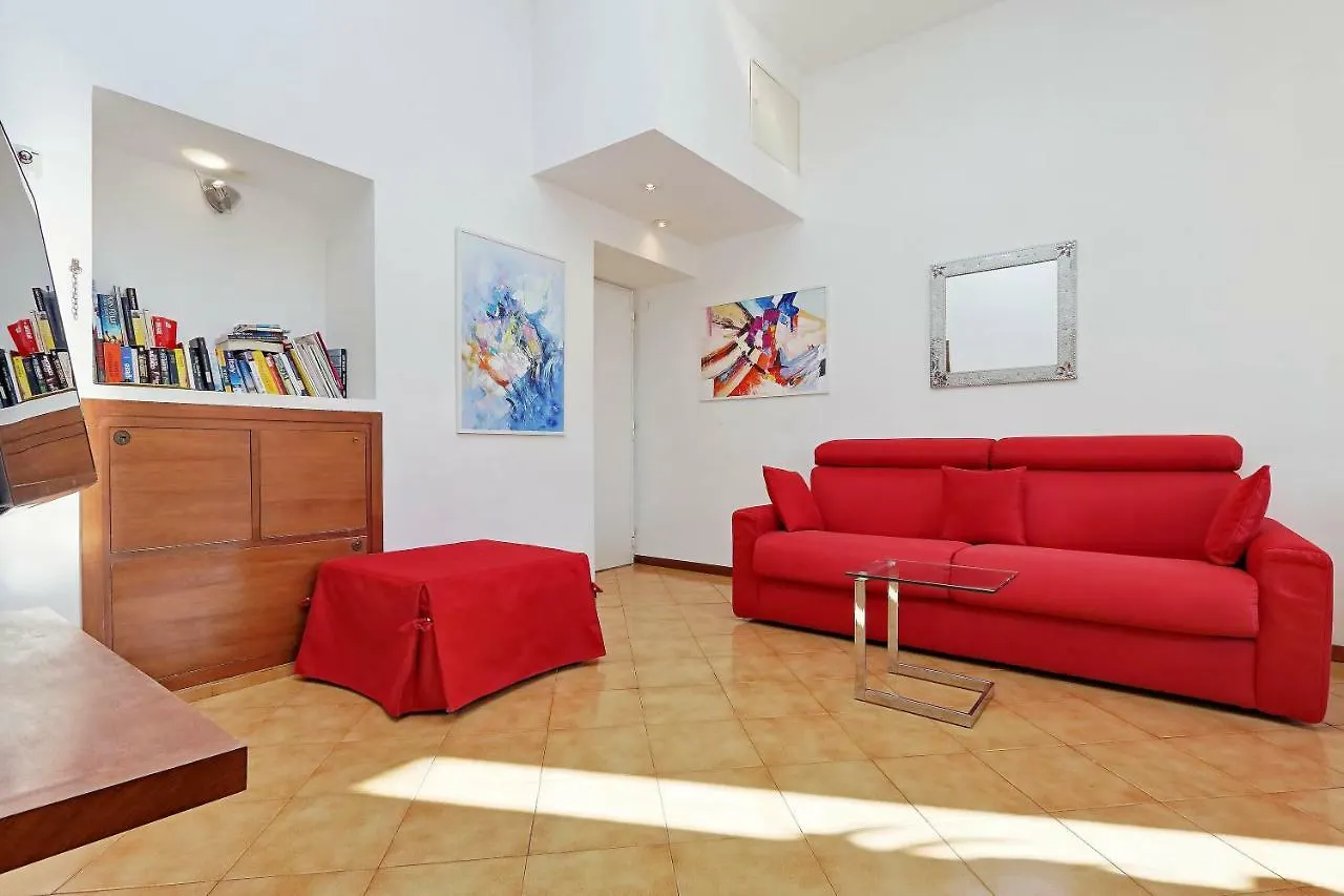 Gianmarco Apartment Rom